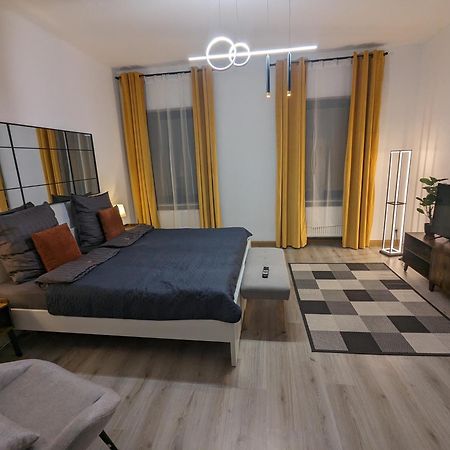 Schoenes 3 Zimmer Apartment In Der Altstadt Von Koblenz コブレンツ エクステリア 写真
