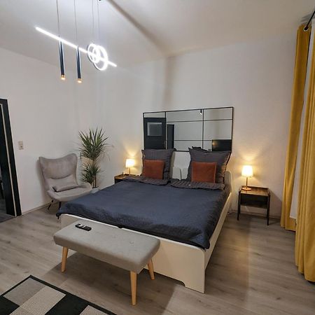 Schoenes 3 Zimmer Apartment In Der Altstadt Von Koblenz コブレンツ エクステリア 写真