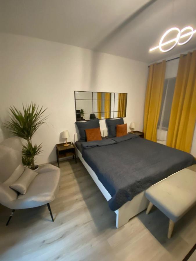 Schoenes 3 Zimmer Apartment In Der Altstadt Von Koblenz コブレンツ エクステリア 写真